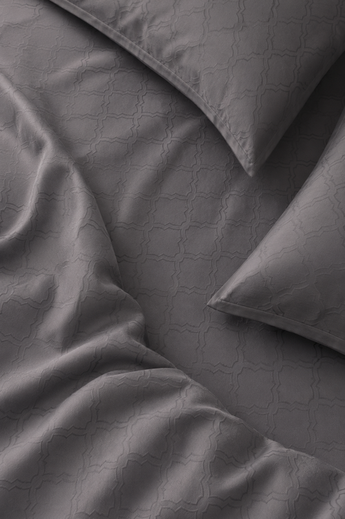 Aurelia mocha grey 300 TC cotton bedsheet set – fabric detail