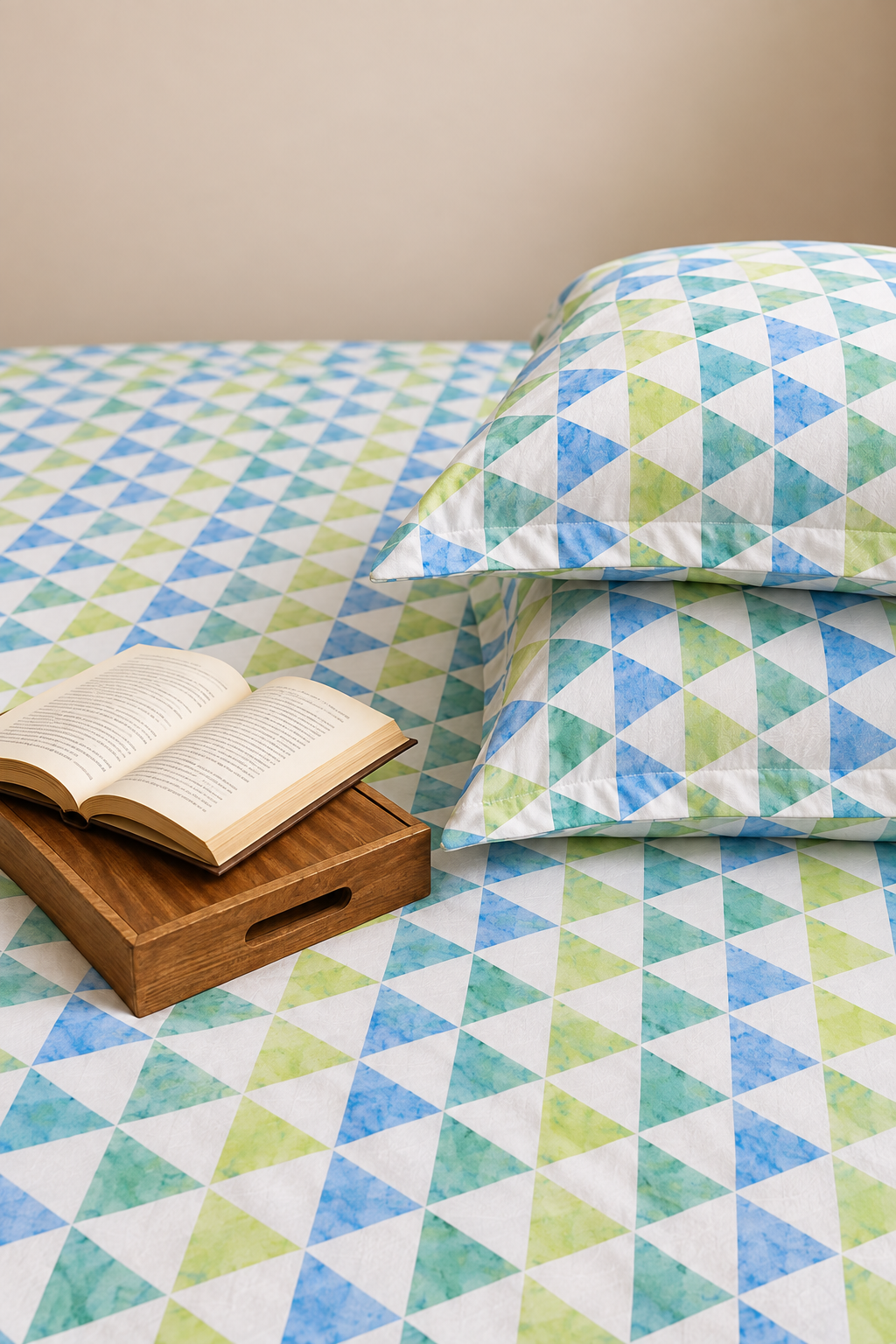 Coastal Breeze breathable 300 TC cotton bedsheet set by 300 Threads